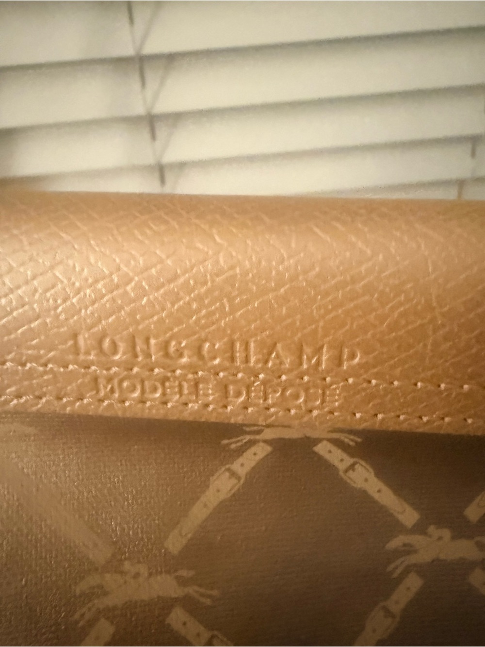 ✨RARE Longchamp LM Metal Le Pliage Large Tote - Metallic Gold✨ - Picture 2 of 7